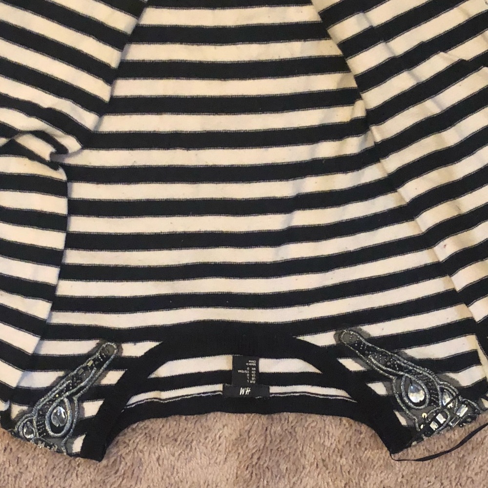 Sweater - Picture 2 of 3